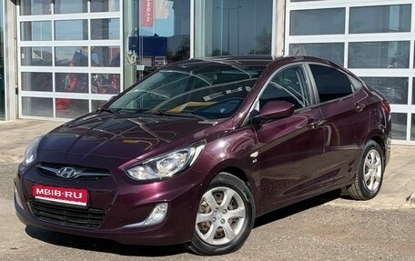 Hyundai Solaris II рестайлинг, 2011 год, 920 000 рублей, 1 фотография