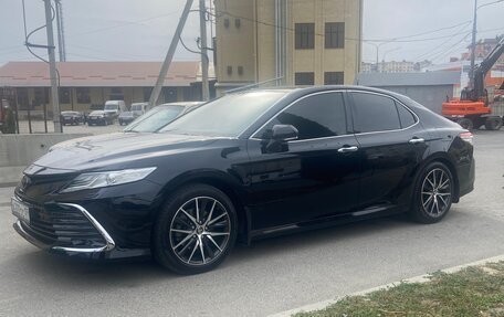 Toyota Camry, 2018 год, 3 250 000 рублей, 2 фотография