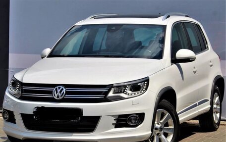 Volkswagen Tiguan I, 2014 год, 1 830 000 рублей, 2 фотография