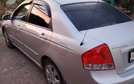 KIA Cerato I, 2008 год, 700 000 рублей, 3 фотография