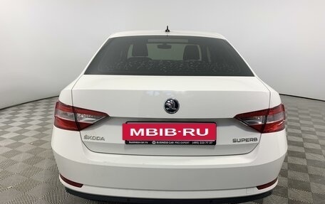 Skoda Superb III рестайлинг, 2018 год, 2 285 000 рублей, 6 фотография