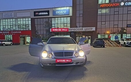 Mercedes-Benz CLK-Класс, 1998 год, 560 000 рублей, 1 фотография