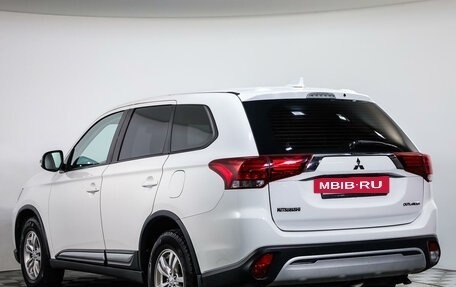 Mitsubishi Outlander III рестайлинг 3, 2019 год, 2 269 000 рублей, 7 фотография