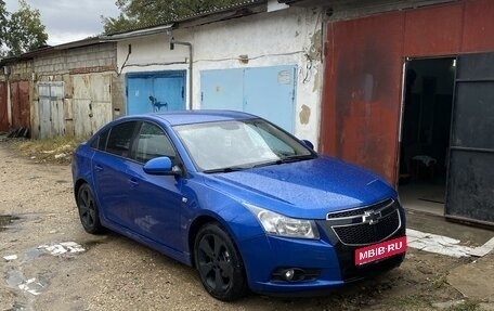 Chevrolet Cruze II, 2011 год, 830 000 рублей, 1 фотография