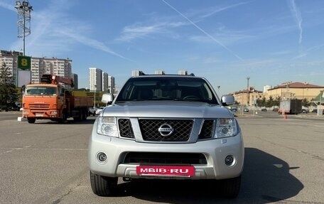 Nissan Pathfinder, 2012 год, 1 790 000 рублей, 2 фотография