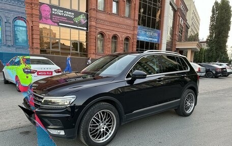 Volkswagen Tiguan II, 2017 год, 2 850 000 рублей, 1 фотография