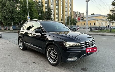 Volkswagen Tiguan II, 2017 год, 2 850 000 рублей, 4 фотография