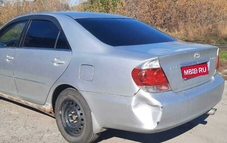 Toyota Camry V40, 2003 год, 670 000 рублей, 3 фотография