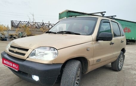 Chevrolet Niva I рестайлинг, 2004 год, 220 000 рублей, 2 фотография