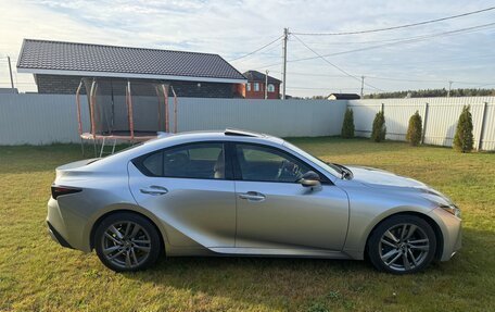 Lexus IS III, 2021 год, 4 400 000 рублей, 3 фотография