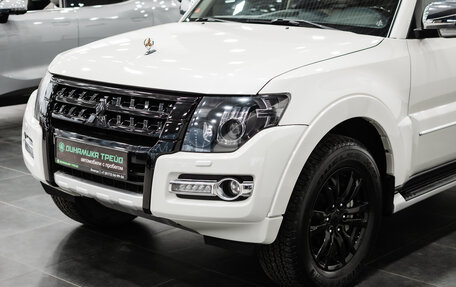 Mitsubishi Pajero IV, 2019 год, 4 000 000 рублей, 3 фотография