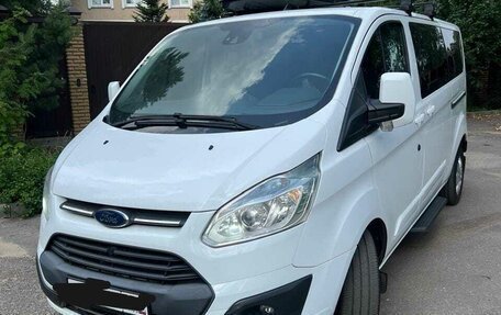 Ford Tourneo Custom I рестайлинг, 2017 год, 2 730 000 рублей, 4 фотография