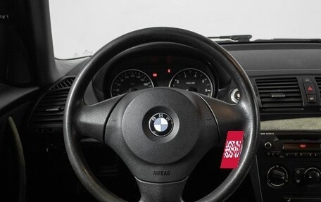 BMW 1 серия, 2007 год, 760 000 рублей, 14 фотография