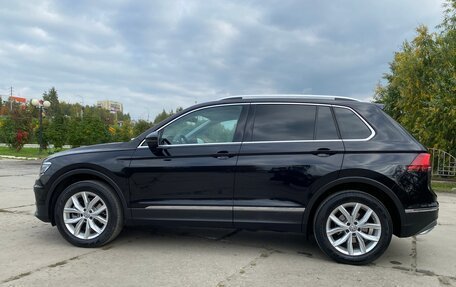 Volkswagen Tiguan II, 2018 год, 3 890 000 рублей, 3 фотография