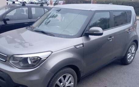 KIA Soul II рестайлинг, 2017 год, 1 600 000 рублей, 3 фотография