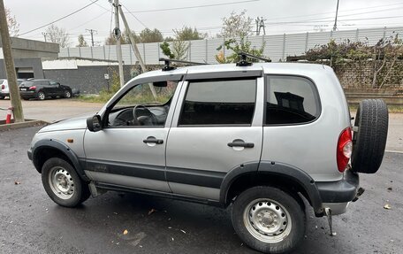 Chevrolet Niva I рестайлинг, 2004 год, 270 000 рублей, 3 фотография