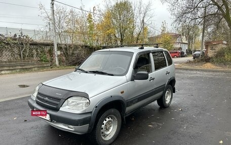 Chevrolet Niva I рестайлинг, 2004 год, 270 000 рублей, 2 фотография