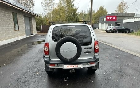 Chevrolet Niva I рестайлинг, 2004 год, 270 000 рублей, 4 фотография