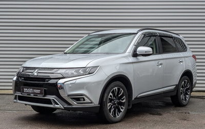 Mitsubishi Outlander III рестайлинг 3, 2022 год, 3 700 000 рублей, 1 фотография