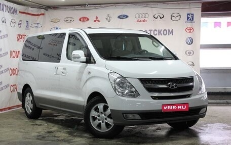 Hyundai Grand Starex Grand Starex I рестайлинг 2, 2009 год, 1 350 000 рублей, 1 фотография