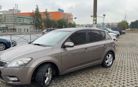 KIA cee'd I рестайлинг, 2012 год, 910 000 рублей, 2 фотография