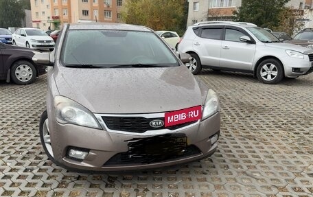 KIA cee'd I рестайлинг, 2012 год, 910 000 рублей, 3 фотография