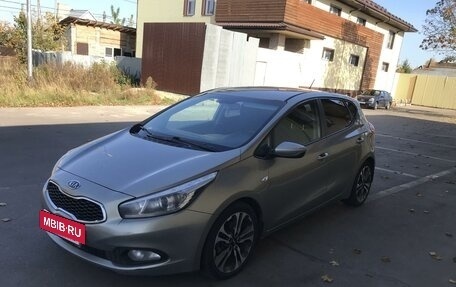 KIA cee'd III, 2013 год, 1 070 000 рублей, 2 фотография