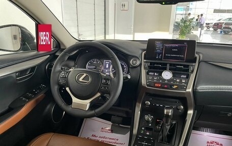 Lexus NX I, 2017 год, 2 890 000 рублей, 12 фотография