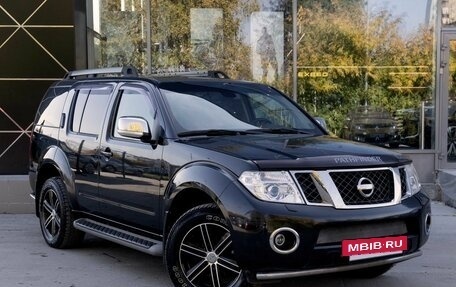 Nissan Pathfinder, 2011 год, 1 900 000 рублей, 7 фотография