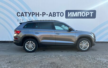 Skoda Kodiaq I, 2024 год, 4 990 000 рублей, 3 фотография