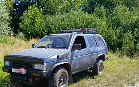 Nissan Terrano II рестайлинг, 1990 год, 850 000 рублей, 31 фотография