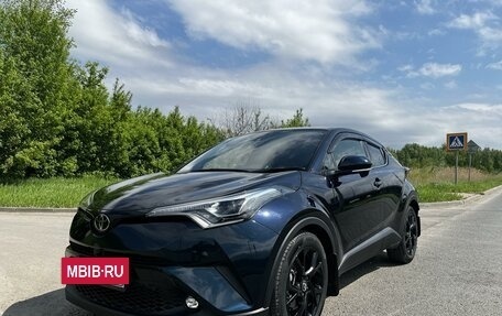 Toyota C-HR I рестайлинг, 2019 год, 2 190 000 рублей, 16 фотография