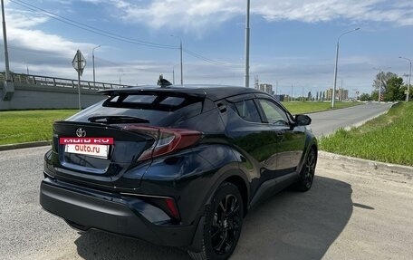 Toyota C-HR I рестайлинг, 2019 год, 2 190 000 рублей, 22 фотография