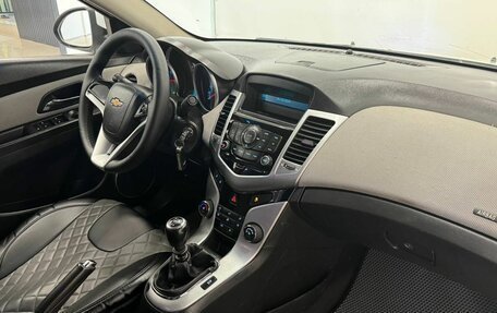 Chevrolet Cruze II, 2012 год, 895 000 рублей, 13 фотография