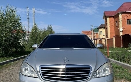 Mercedes-Benz S-Класс, 2006 год, 1 110 000 рублей, 2 фотография