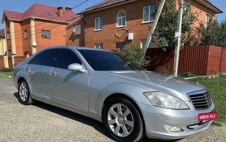 Mercedes-Benz S-Класс, 2006 год, 1 110 000 рублей, 4 фотография