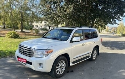 Toyota Land Cruiser 200, 2013 год, 3 000 000 рублей, 1 фотография