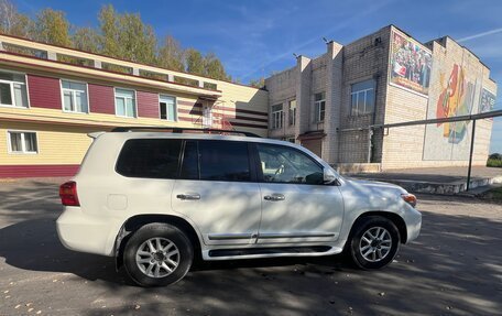 Toyota Land Cruiser 200, 2013 год, 3 000 000 рублей, 4 фотография