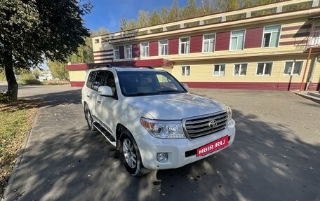 Toyota Land Cruiser 200, 2013 год, 3 000 000 рублей, 5 фотография