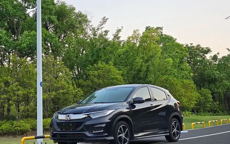 Honda Vezel, 2020 год, 1 550 000 рублей, 1 фотография