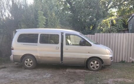 Hyundai Starex I рестайлинг, 2005 год, 586 000 рублей, 3 фотография