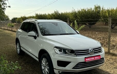 Volkswagen Touareg III, 2016 год, 3 850 000 рублей, 1 фотография