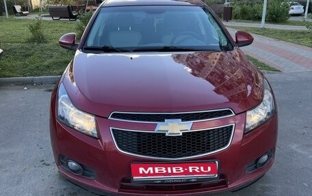 Chevrolet Cruze II, 2009 год, 950 000 рублей, 1 фотография