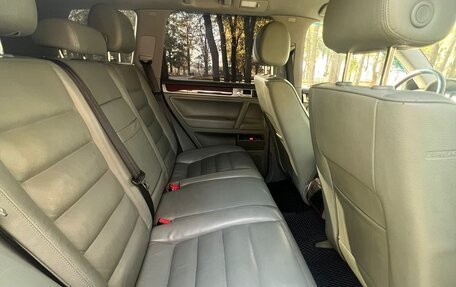 Volkswagen Touareg III, 2005 год, 1 100 000 рублей, 19 фотография