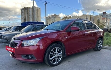 Chevrolet Cruze II, 2009 год, 950 000 рублей, 4 фотография