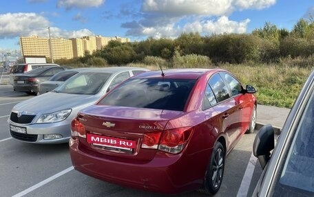 Chevrolet Cruze II, 2009 год, 950 000 рублей, 16 фотография