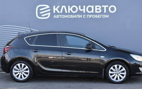 Opel Astra J, 2011 год, 880 000 рублей, 5 фотография