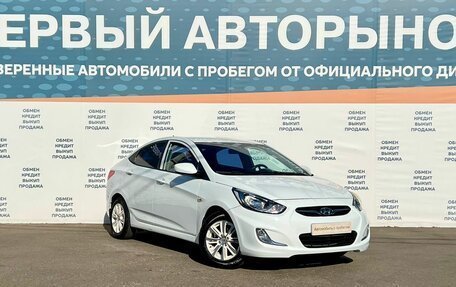 Hyundai Solaris II рестайлинг, 2013 год, 749 000 рублей, 3 фотография