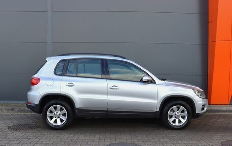 Volkswagen Tiguan I, 2011 год, 1 549 000 рублей, 3 фотография