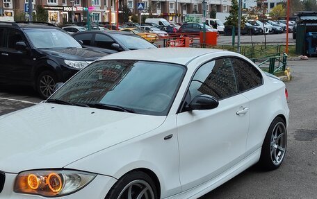 BMW 1 серия, 2008 год, 1 650 000 рублей, 7 фотография